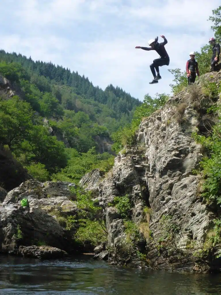 Canyoning Aveyron enfant